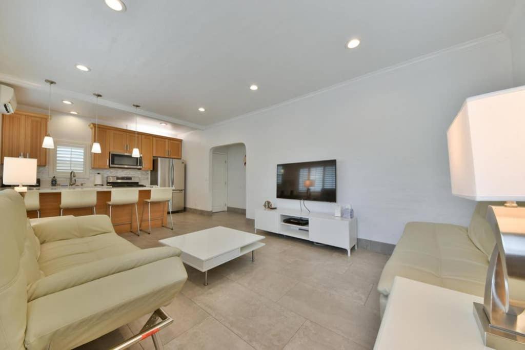 1000#1 Contemporary Home W/ Parking, Grill, & Ac! Newport Beach Eksteriør bilde